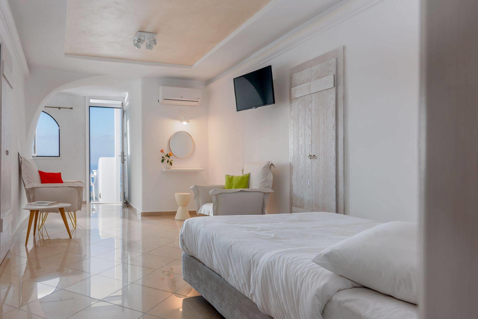 Keti Hotel Фіра Екстер'єр фото